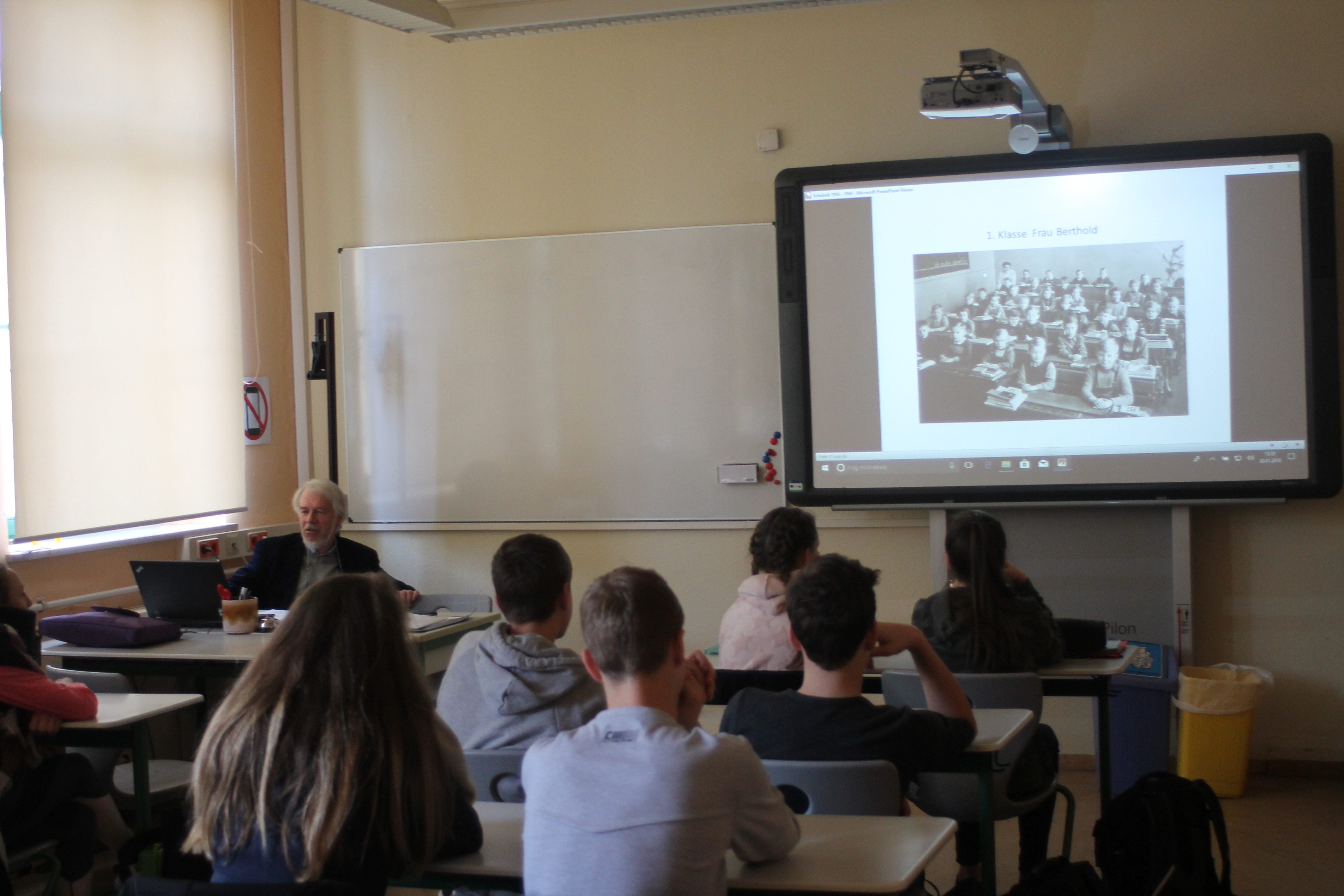 Vortrag Herr Mller Klasse 8d am 30.01.2018