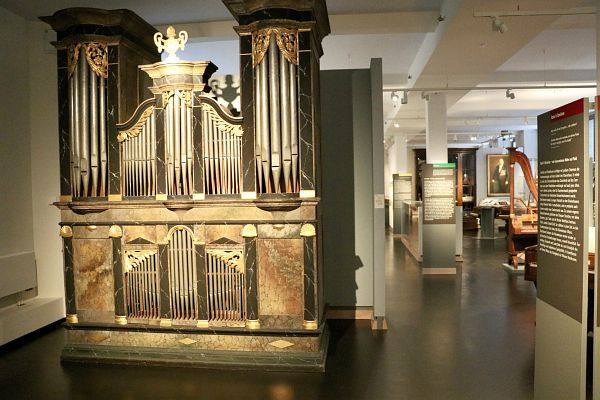 Besuch Instrumentenmuseum