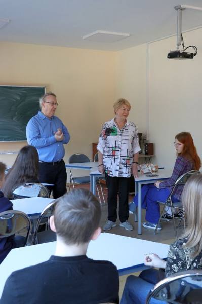 Student Exchange 11.04.2024 Welcome and sightseeing at school