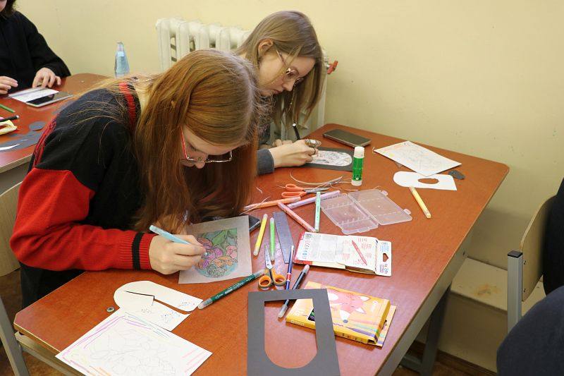 16.04.2024 Creating own artwork
